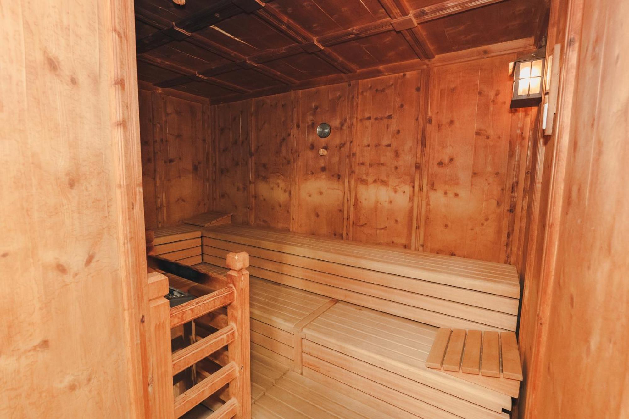 Saldur Small Active Hotel ズルデルノ エクステリア 写真