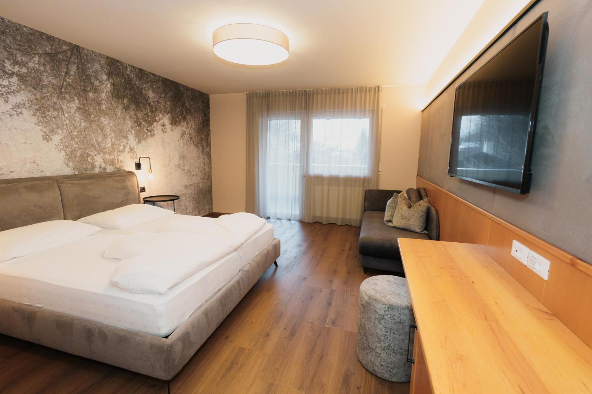 Saldur Small Active Hotel ズルデルノ エクステリア 写真