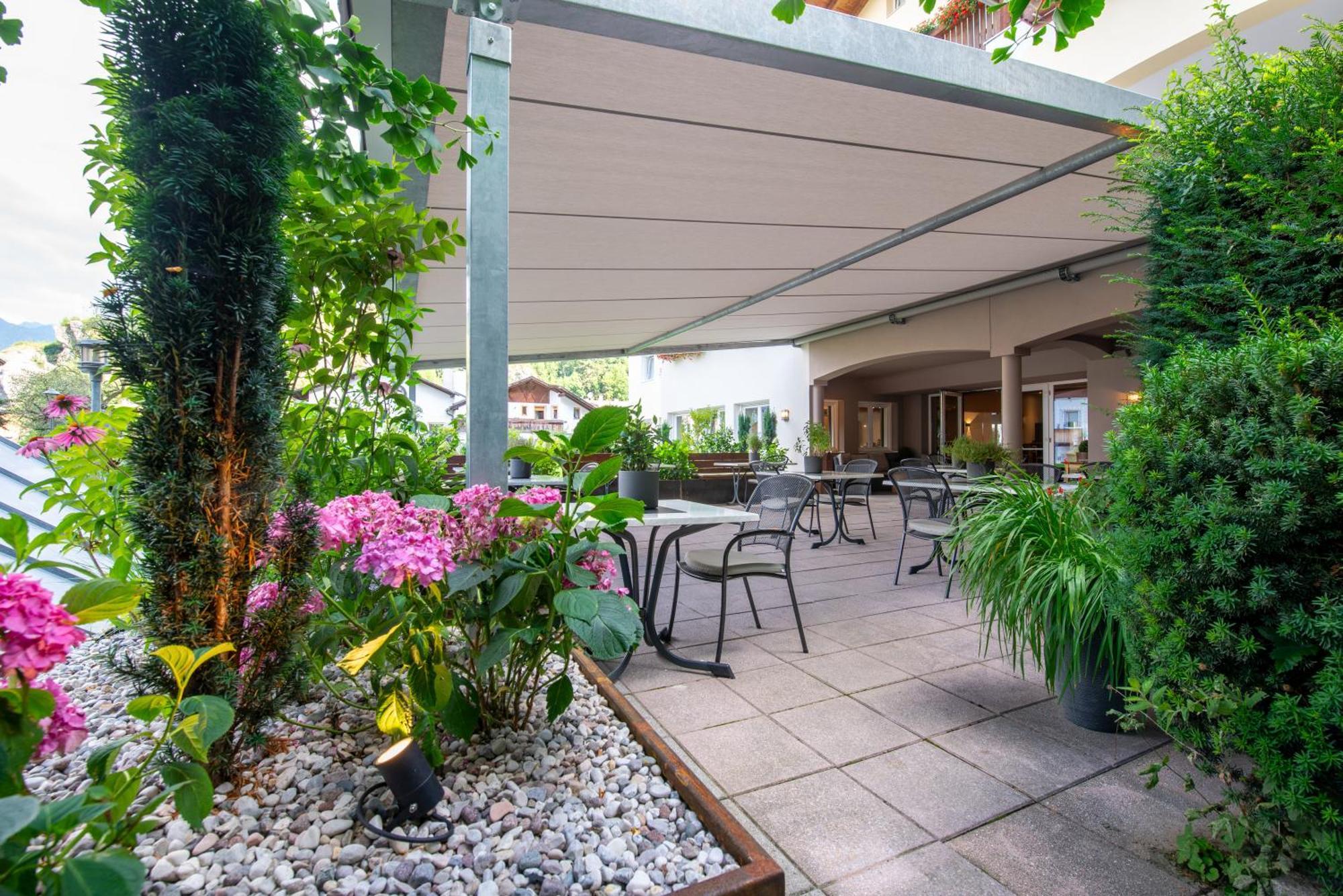 Saldur Small Active Hotel ズルデルノ エクステリア 写真
