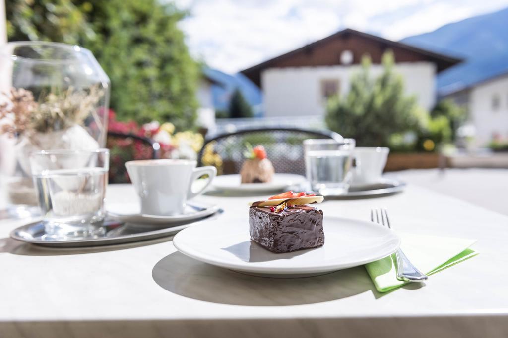 Saldur Small Active Hotel ズルデルノ エクステリア 写真