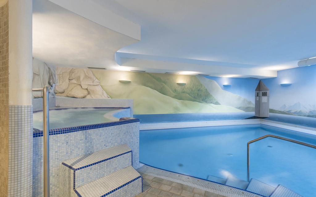 Saldur Small Active Hotel ズルデルノ エクステリア 写真