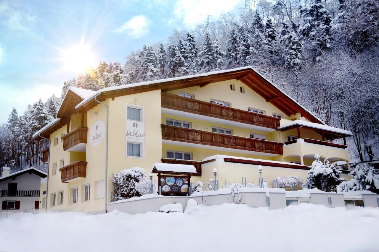 Saldur Small Active Hotel ズルデルノ エクステリア 写真